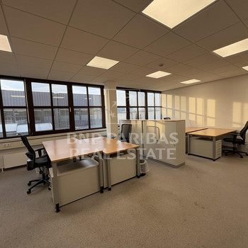 Büroflächen in verschiedenen Größen im Rodenkirchener Gewerbegebiet!