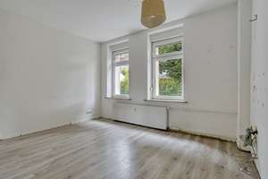 Lichtdurchflutete 4-Zimmer-Wohnung mit Altbaucharme – Die vollständige Adresse der Immobilie erhältst du vom Anbieter., 42719 Wald, Solingen – Vorschaubild 5