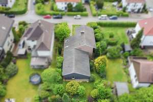 Viel Platz in Quelle: Einfamilienhaus samt Einliegerwohnung mit Potential – 33649 Brackwede, Bielefeld – Vorschaubild 15