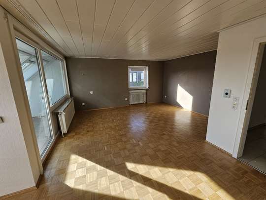 Gepflegte 2,5-ZKB mit Einbauküche und Garage in Toplage am Siegener Giersberg