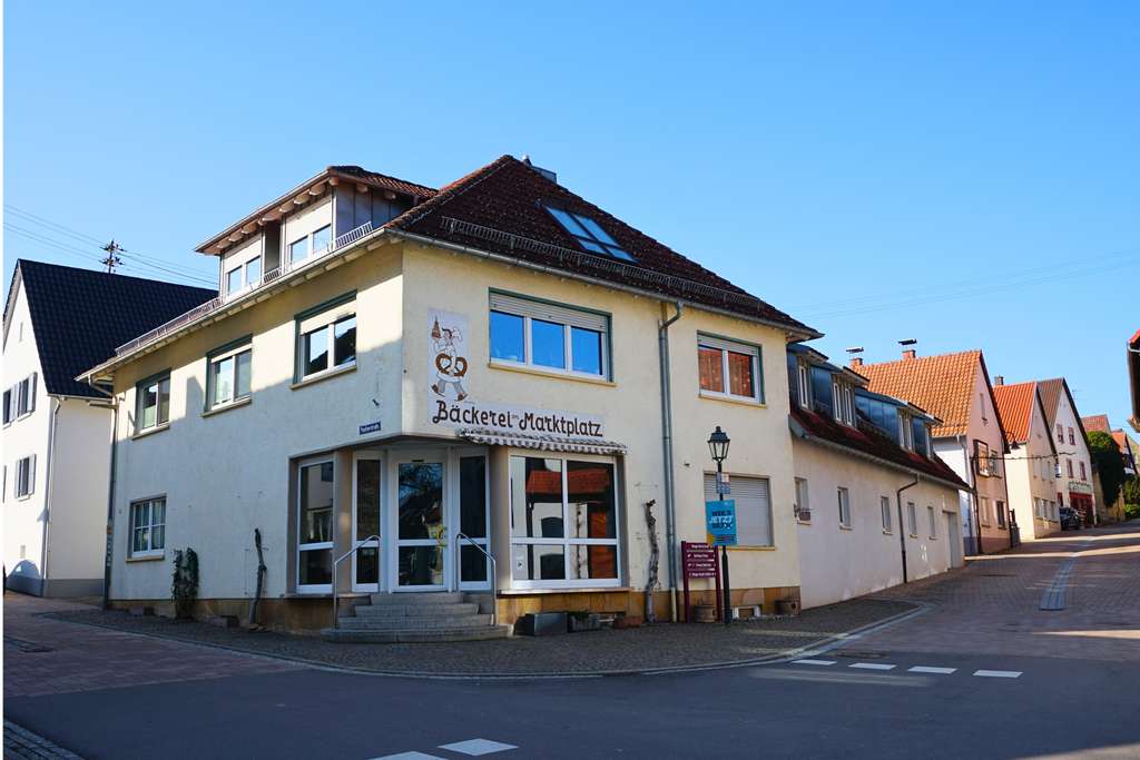 Immobilie in Schweigen-Rechtenbach - Attraktives Mehrfamilienhaus mit Gewerbeanteil und Anbau - Bild 0