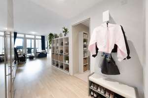 Voll möblierte, moderne 1,5-Zimmer-Wohnung mit Wintergarten in Bogenhausen – Die vollständige Adresse der Immobilie erhältst du vom Anbieter., 81677 Parkstadt, München – Vorschaubild 3