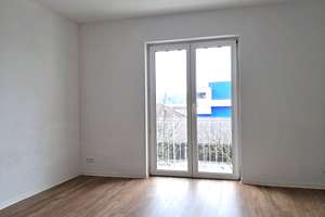 Modernisierte 4-Zimmer Wohnung zentral in Zuffenhausen - Balkon, Garage, Stellplatz und Gartenmitbe. – Die vollständige Adresse der Immobilie erhältst du vom Anbieter., 70435 Zuffenhausen-Schützenbühl, Stuttgart – Vorschaubild 10