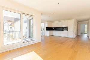 Hochwertig gebaut. Begehrte Lage. 3-Zimmer mit Süd-Loggia in Trudering – Die vollständige Adresse der Immobilie erhältst du vom Anbieter., 81827 Waldtrudering, München – Vorschaubild 4