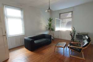 Helle und gemütliche Wohnung in Stuttgart – Die vollständige Adresse der Immobilie erhältst du vom Anbieter., 70176 Rosenberg, Stuttgart – Vorschaubild 2