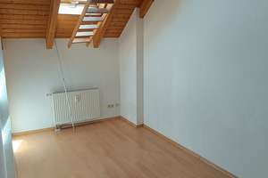 3-Zimmer-Wohnung über 3 Etagen mit Dachterrasse in ruhiger Citylage von Zwickau zu vermieten! – Schloßstraße 15, 8056 Mitte-Nord, Zwickau – Vorschaubild 8