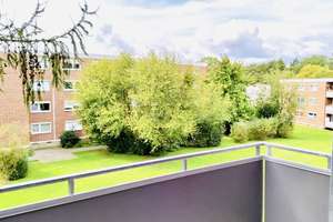 **PROVISIONSFREI** Sanierte 2-Zimmer-Wohnung mit EBK und Balkon in Wolfsburg nahe Klinikum – Eichelkamp 15, 38440 Eichelkamp, Wolfsburg – Vorschaubild 2