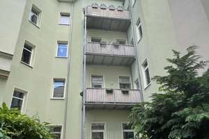 Sehr schöne 2-Zimmer-Wohnung mit Balkon in Erfurt – Theaterstraße 4, 99084 Brühlervorstadt, Erfurt – Vorschaubild 3