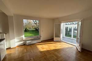 Ihr Wohntraum in perfekter Lage! - Top-renoviertes Wohnhaus mit Parkgrundstück – Die vollständige Adresse der Immobilie erhältst du vom Anbieter., 47259 Huckingen, Duisburg – Vorschaubild 1