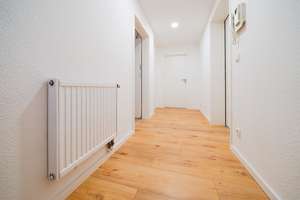 Große 5-RW*WG geeignet* EBK* 2 Bäder mit Dusche und WC* Balkon* Fahrstuhl* zentrale Lage* Top* – Schäferstraße 64, 1067 Friedrichstadt, Dresden – Vorschaubild 5