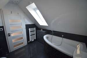 Top ausgestattete und vollmöblierte Maisonette-Wohnung mit 2 Bädern auf 95,49 m² – Die vollständige Adresse der Immobilie erhältst du vom Anbieter., 38448 Tiergartenbreite, Wolfsburg – Vorschaubild 22