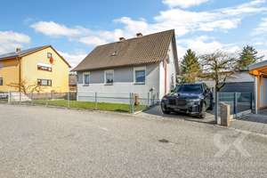 Seltene Gelegenheit in Teublitz! EFH mit 4.600qm Grundstück und eigenem Teich in schönster Siedlung – Die vollständige Adresse der Immobilie erhältst du vom Anbieter., 93158 Teublitz – Vorschaubild 1