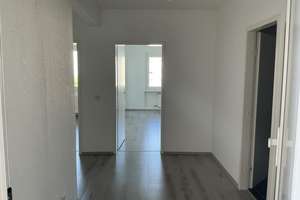 Lichtdurchflutete 3-Zimmer-Wohnung in Velbert – Heidekamp 1, 42549 Velbert-Mitte, Velbert – Vorschaubild 2