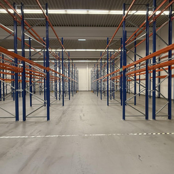 Hochwertige Lager- und Büroflächen mit direkter Anbindung an die BAB 