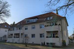 Kapitalanlage mit Perspektive - vermietete ETW mit Dachterrasse