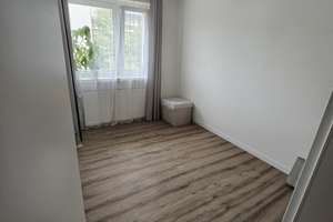 Drei Zimmer in Leuben: Wohnung mit praktischem Grundriss – Die vollständige Adresse der Immobilie erhältst du vom Anbieter., 1257 Leuben (Stadtteil), Dresden – Vorschaubild 2