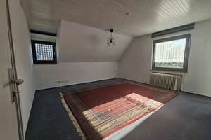 Gemütliche 2-Zimmer-Wohnung mit Einbauküche im ruhigen 4-Familienhaus im Sahlkamp. – Die vollständige Adresse der Immobilie erhältst du vom Anbieter., 30179 Sahlkamp, Hannover – Vorschaubild 3