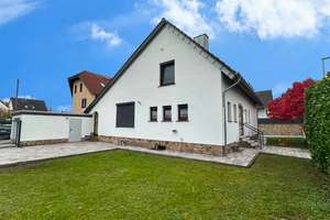 Modernisiertes Einfamilienhaus mit großem Garten in Hattersheim-Eddersheim – Die vollständige Adresse der Immobilie erhältst du vom Anbieter., 65795 Hattersheim am Main – Vorschaubild 2