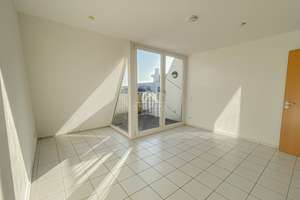 ATEMBERAUBEND! AUßERGEWÖHNLICH SCHÖNE WOHNUNG MIT DACHTERRASSE, 2 BALKONEN & AUFZUG! PROVISIONSFREI! – Heinersdorfer Str. 35, 13086 Weißensee, Berlin – Vorschaubild 2