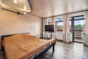 Provisionsfrei – Familienfreundliches Haus in ruhiger Lage mit Einliegerwohnung und grünem Garten – Die vollständige Adresse der Immobilie erhältst du vom Anbieter., 99947 Kirchheilingen – Vorschaubild 15