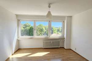 Schöne helle 3-Zimmer-Wohnung mit Balkon in München-Sendling (Privat - Keine Maklerprovision) – Albert-Roßhaupter-Straße 14, 81369 Untersendling, München – Vorschaubild 2