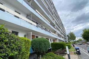 Stilvolle 2-Zimmer-Wohnung mit sonnigem Balkon – sofort bezugsfrei – Friedrich-Ebert-Straße 82, 47226 Hochemmerich, Duisburg – Vorschaubild 3