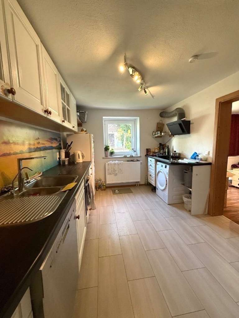 Immobilie in Waldkraiburg - Charmante 3-Zimmer-Terrassenwohnung mit Garten, Sauna in ruhiger, idyllischer Lage - Bild 2