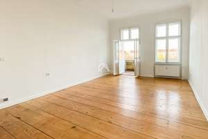 DIREKT AM BOXI | 2 ZIMMER MIT BALKON | VORDERHAUS | 4.OG OHNE AUFZUG | PROVISIONSFREI – Krossener Straße 21, 10245 Friedrichshain, Berlin – Vorschaubild 2