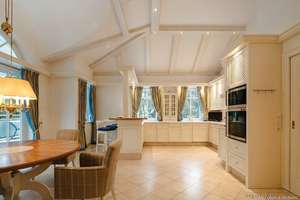München - Solln / Isar - Nähe
Split-Level-Wohnung der Luxusklasse
4 Zimmer / 3 Terrassen / Sauna – 81479 Thalkirchen, München – Vorschaubild 6