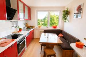 Wohnen mit Wohlfühlfaktor: Gepflegte Wohnung mit sonnigem Balkon und Stellplatz – Die vollständige Adresse der Immobilie erhältst du vom Anbieter., 42655 Burg/Höhscheid, Solingen – Vorschaubild 3