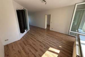 2-Zi.-Whg nahe S-Bahn mit Balkon, EKG und TG Stellplatz – Robert-Bosch-Weg 43, 63165 Mühlheim am Main – Vorschaubild 3