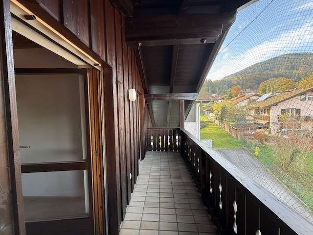 Immobilie in Anger - Großzügige und gemütliche Dachgeschosswohnung in ländlicher Wohnlage! - Bild 0