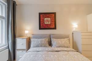 Repräsentative Wohnung in Mitte – Die vollständige Adresse der Immobilie erhältst du vom Anbieter., 10117 Mitte (Ortsteil), Berlin – Vorschaubild 5