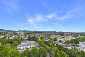 Großzügig wohnen mit Weitblick – 130 m² Wohnfläche & Tiefgaragenstellplatz – Die vollständige Adresse der Immobilie erhältst du vom Anbieter., 72770 Betzingen, Reutlingen – Vorschaubild 8