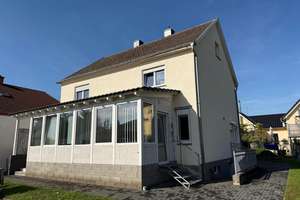 HEMING-IMMOBILIEN -  1 EFH oder auch 3 kleine Wohnungen - mit großem Garten – Die vollständige Adresse der Immobilie erhältst du vom Anbieter., 67583 Guntersblum – Vorschaubild 1
