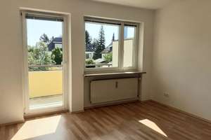 Helle 3-Zimmer-Wohnung mit 2 Balkone in München-Moosach – Abbachstraße 28, 80992 Alt-Moosach, München – Vorschaubild 8