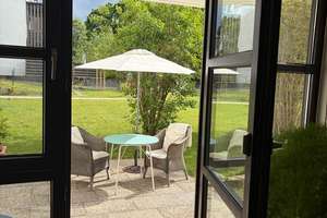 Seltenheit: 2-Zi Terrassenwohnung mit EBK in begehrter Lage Bogenhausen 