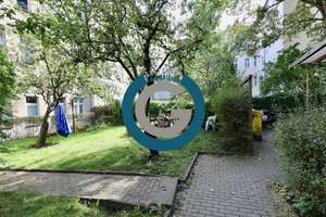 ALTBAUCHARAKTER - GUT GESCHNITTEN - ZUR ZEIT VERMIETET – Indira-Gandhi-Str. 9 rs, 13088 Weißensee, Berlin – Vorschaubild 1