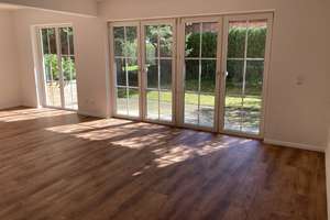 Lichtdurchflutete 3-Zimmer-Wohnung mit Garten, Terrasse und Garage in Lilienthal Trupermoor – 28865 Lilienthal – Vorschaubild 2