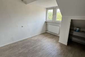 Attraktive 3,5-Zimmer-Dachgeschosswohnung in Duisburg – Freidrich-Wilhelm-Str. 24, 47051 Dellviertel, Duisburg – Vorschaubild 8