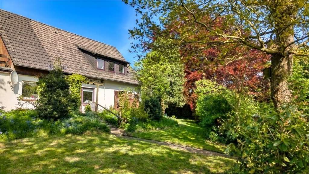 Immobilie in Schwabstedt - Wohnhaus mit Einliegerwohnung & nachhaltiger Energie – optionales Weideland! - Bild 2