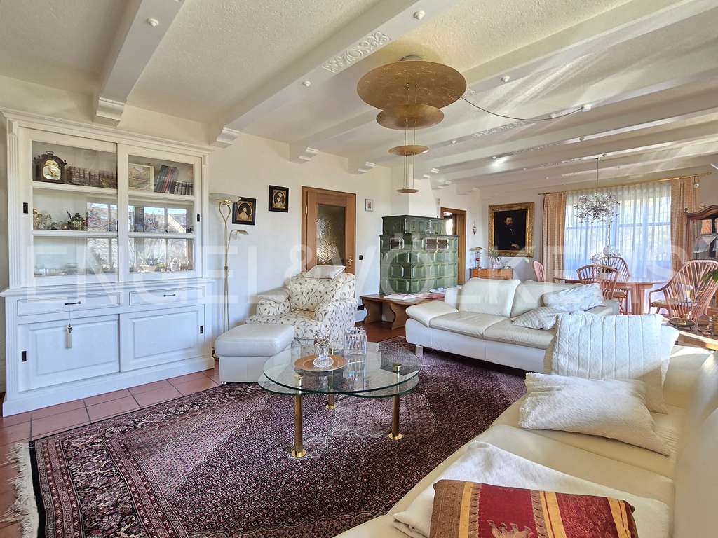 Immobilie in Kastl - Landhausvilla mit Charakter – viel Raum für neue Lebenskonzepte mit schöner Einliegerwohnung - Bild 4