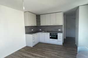City-Apartment mit Luxusausstattung, Balkon und Tiefgaragenstellplatz – Schleißheimer Straße 433, 80935 München – Vorschaubild 2