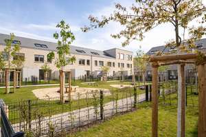 BEG40-Neubau-Reihenendhaus, bezugsfertig mit Garten in Misburg-Nord für Paare & Kapitalanleger