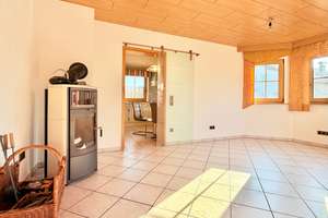 Gepflegtes Einfamilienhaus mit Ferienwohnung, Pool & Photovoltaik – Die vollständige Adresse der Immobilie erhältst du vom Anbieter., 96164 Kemmern – Vorschaubild 6