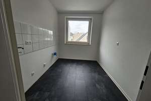 Zuhause ist: charmant und hell: 3-Zimmer-Wohnung - ideale Lage – Weserstraße 236, 27572 Fischereihafen, Bremerhaven – Vorschaubild 4
