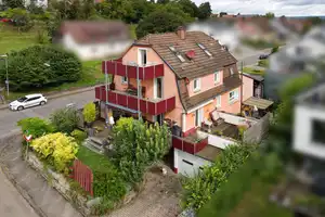 Modernes Mehrfamilienhaus in begehrter Lage – Ideal für Familien – Esslingen (Kreis) – Vorschaubild 1