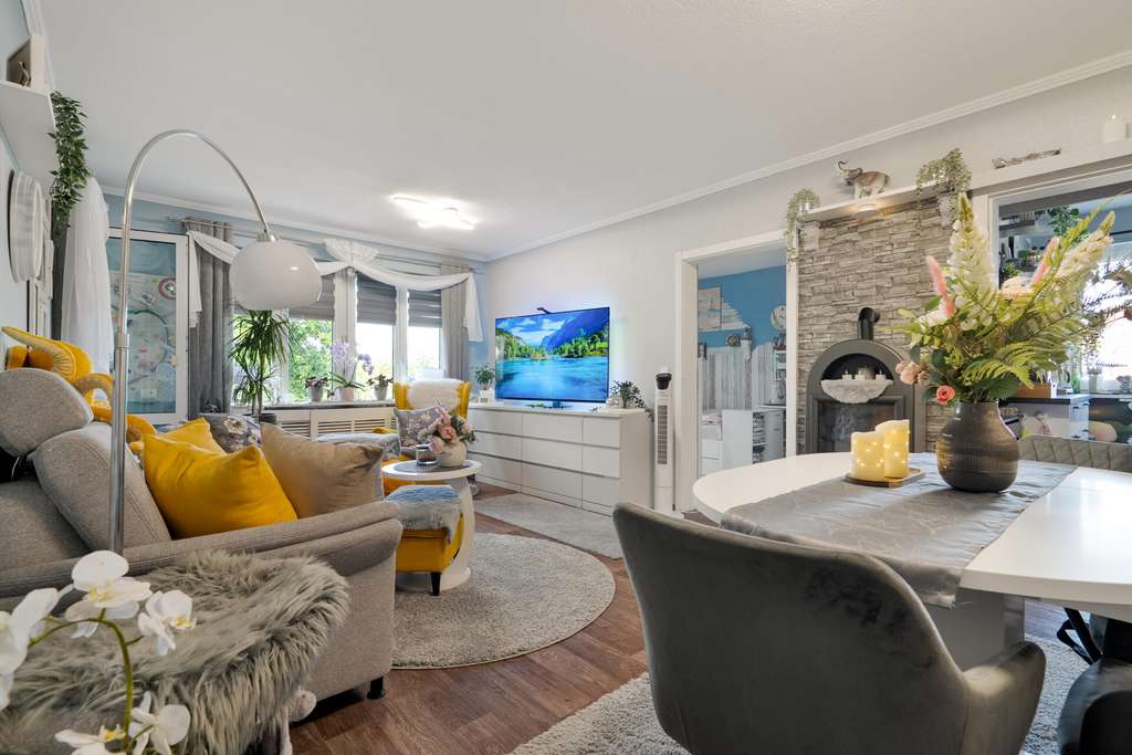 Immobilie in Schöneiche bei Berlin - Vermietete 2-Zimmer-Wohnung mit Westbalkon und Garagenstellplatz - Bild 0