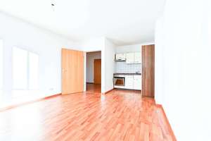 Stilvolle 2-Zimmer-Wohnung in Schloßchemnitz mit Tiefgarage, Balkon, Einbauküche & teilmöbliert – Konradstraße 7, 9113 Schloßchemnitz, Chemnitz – Vorschaubild 1