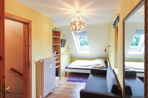 Doppelhaushälfte mit 1.039 m²  Traumgarten & Einliegerwohnung – viel Platz für Ihre Zukunft – Die vollständige Adresse der Immobilie erhältst du vom Anbieter., 22523 Eidelstedt, Hamburg – Vorschaubild 8